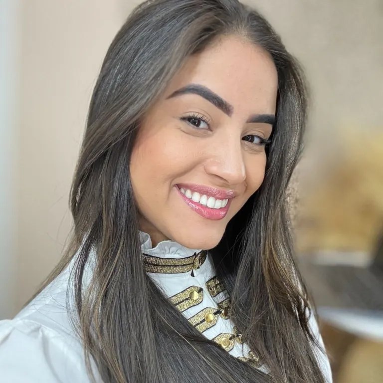 Jaíne Oliveira